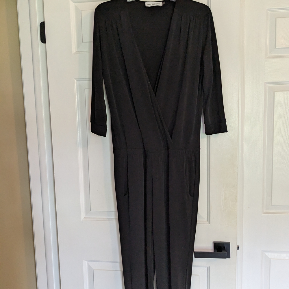 Veronica M Elegant Black Top